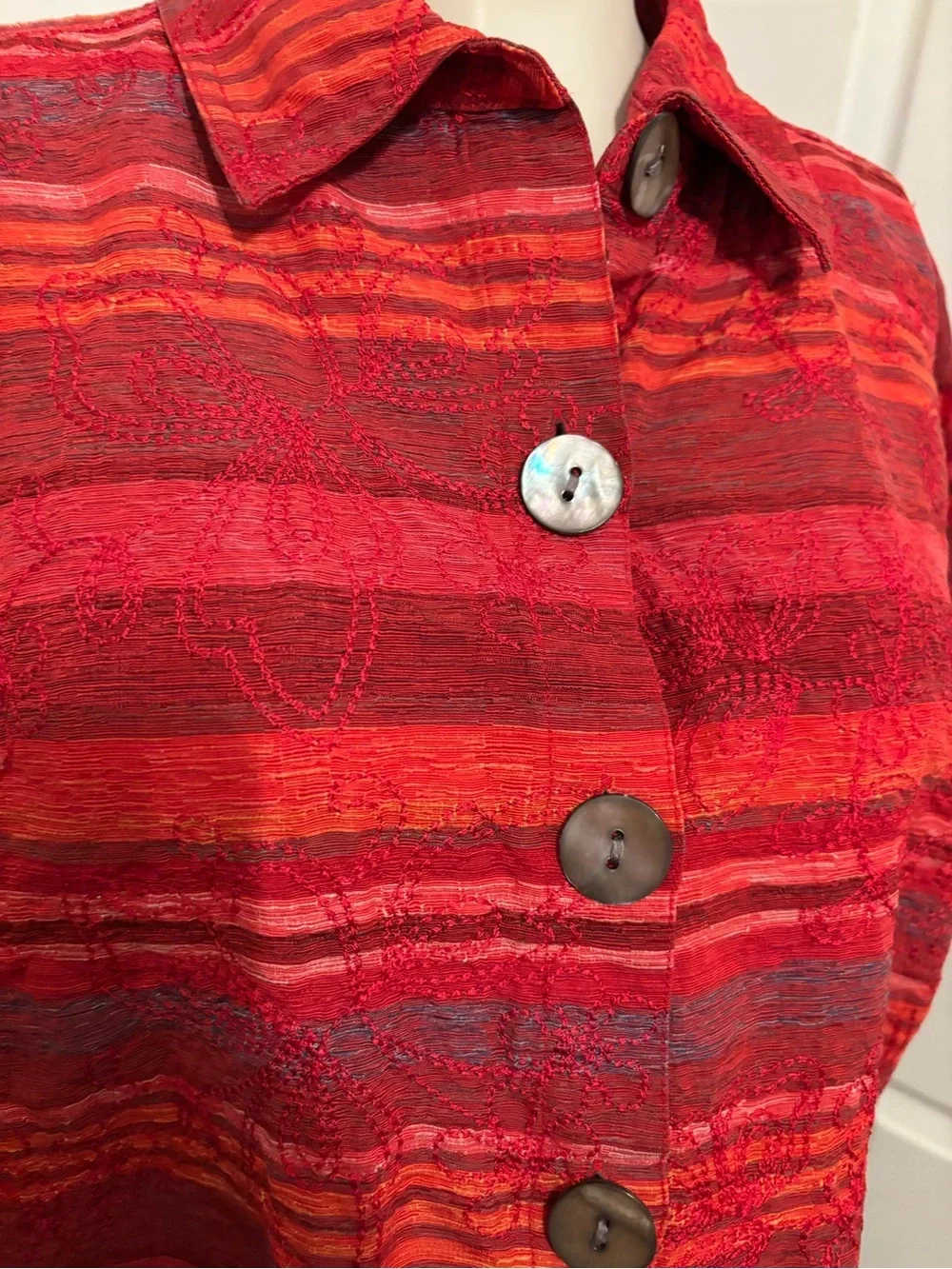 Chicos lightweight textured
